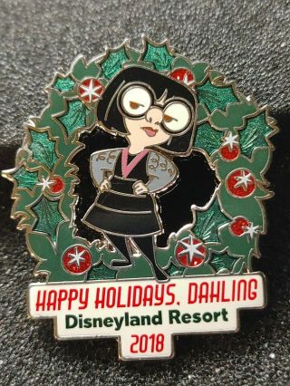 Disney Pin Disneyland Resort Edna Mode Happy Holidays Dahling Incredibles Wreath