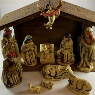 11 Piece Vintage Chalkware Nativity Set With Wooden Creche Korea