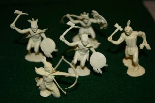 Marx Wagon Train Cream Colored 54 Mm Indians (5) 4 Poses