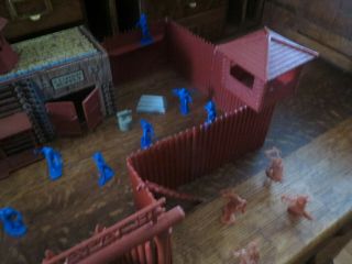 Vintage 1960s MARX Fort Apache Playset with Pioneers & Indians 3