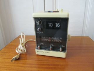 Sony Tfm - C550w Digimatic Poste Radio Reveil Pendule Design Ancien Vintage 1970s