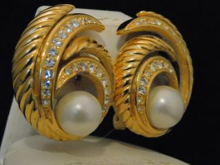 Haute Couture Christian Dior Faux Pearl Crystal Gold Plated Vintage Earrings 2