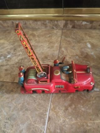 Vintage Tin Friction Fire Truck W/ Moveable Ladder/ Japan