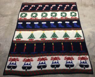 Vintage 1989 Yugoslavia Vuteks Crown Crafts Reversible Throw Blanket Christmas