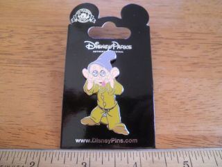 Snow White Dopey With Jeweled Eyes Disney Pin Moc