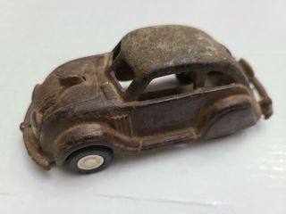 Hubley Chrysler Airflow Sedan - 1930’s Cast Iron Toy Car Vintage