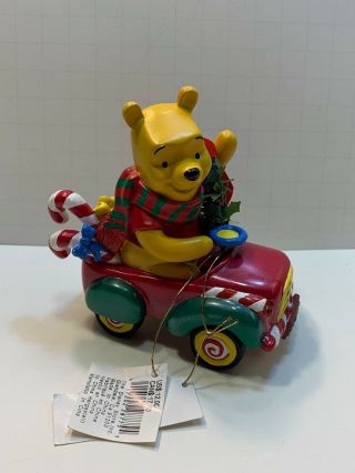 Disney - Winnie The Pooh In Car Christmas Figure Lights Up