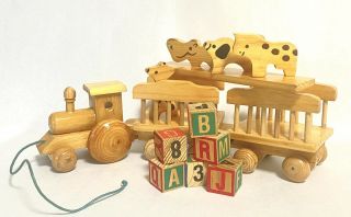Vtg Chadwick Solid Wooden Circus Pull Train - Blocks/animals - 16 Pc