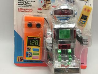 Vintage Toy Mini Action Robot Silver Remote Control Controlled Space Toys 1980 ' s 2