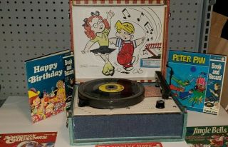 Sears Slivertone Vintage Record Player Dennis The Menace Kids 45s Collectable