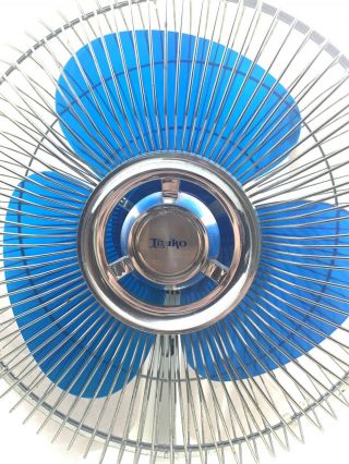 Lasko Fan Vintage Oscillating Blue Blades 2