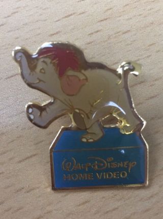 Pin 3574 Walt Disney Home Video - The Jungle Book - Baby Elephant Hathi Junior