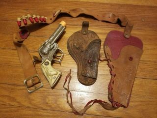 Vintage Hubley Texan Jr.  Die Cast Cap Gun W/black Steer Grip/holster - Inoperable