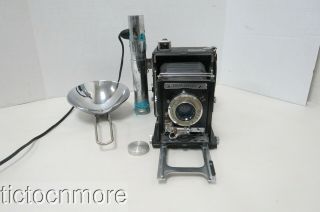Vintage Graflex Speed Graphic Camera W/ Kodak Ektar Lens F:4.  7 127mm & Flash