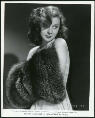 Susan Hayward In Alluring Portrait Vintage 1939 Paramount Photo