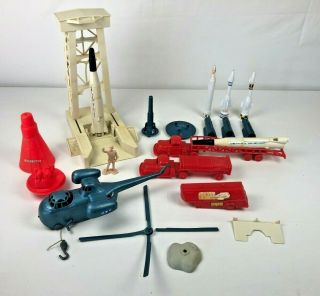 Vintage Marx Johnny Apollo Moon Launch Cape Kennedy Playset 4625 1970 Parts