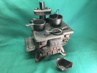 Cast Iron Toy Queen Stove With Pots Spatula Ash Bucket - Vintage