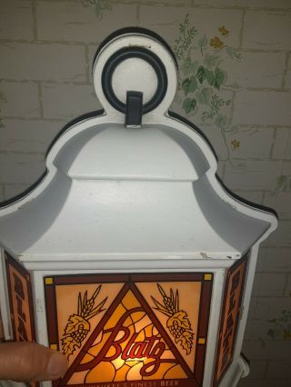Vintage Blatz Milwaukee ' s Finest Beer Light Up Plastic 3 - Sided Lantern Sign 2