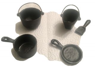 Vtg Miniature Cast Iron Cauldron,  Coal Bucket,  Shovel,  Frying Pan,  Pot