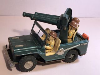 Vintage Tin Litho Japan Military Jeep W/guns & Figures