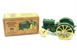 Vintage Cast Iron John Deere Tractor Model D Toy / Collector / Decor