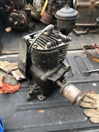 Vintage Briggs Stratton Model 5s 6s Small Gas Engine Hit Miss Engine