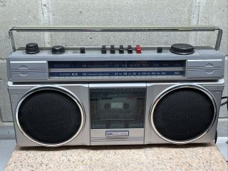 Sears Sr - 2000 Boombox Cassette Tape Recorder 564.  21372350 Vintage Radio