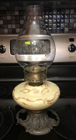 Stunning Vintage Gone With Wind Style Queen Anne No 2 Oil Lamp With Etched Shade