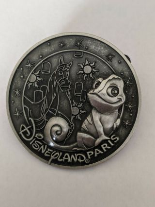 Pascal And Maximus Tangled Medallion Series Dlp Disneyland Paris Le150 Pin