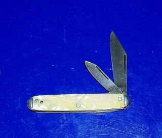 " The Ideal / U.  S.  A.  " Pocket Knife W/pearly Cracked Ice Handles