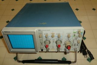 Vintage Tektronix 2215 Analog 60 Mhz Dual Channel Oscilloscope Broken Knob
