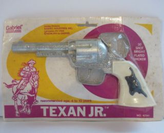 Vintage Hubley Texan Jr.  Cowboy Toy Cap Pistol Smoker On Card Nos