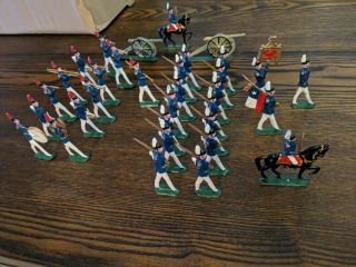 33 Vintage Hand Painted Flat Metal Military Bandsmen And Soldiers