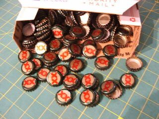200,  Dos XX Equis Green Beer Bottle Caps Some Dents Mexico Crafts Jewelry 2