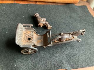Cast Iron Toy Horse Drawn Buggy with Driver Hubley Arcade 1920 ' s ? 3