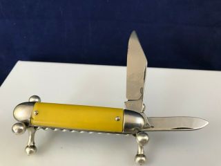 U.  S.  A.  Made Vintage 2 Blade Yellow Handle Folding Pocket Knife