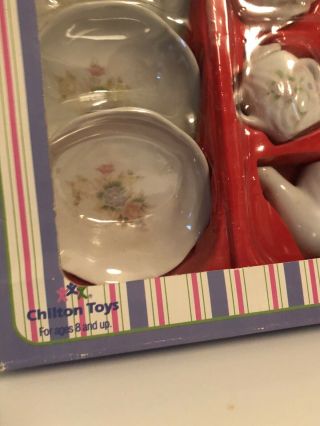 Vintage 1980s 17 Pc Porcelain Child’s China Tea Set Chilton Toys Floral NOS 2