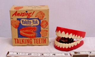 Yakity Yak Talking Teeth Tin Wind Up Toy Boxed 1950s Japan