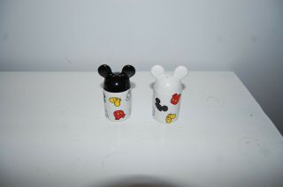 Disney World Mickey Mouse Ears Salt & Pepper Shakers
