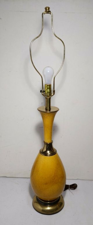 Vintage Mid Century Modern Yellow Ceramic Shell Glaze Sculptural Vase Table Lamp