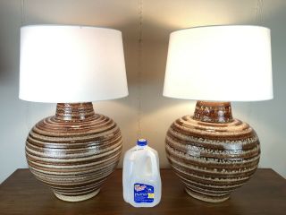 Vtg Mid Century Modern Bulbous Brown Striped Lava Glaze Ceramic Lamp Pair: Huge