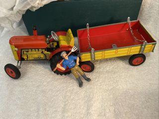 VINTAGE SCHYLLING CLOCK WORK TRACTOR AND TRAILER D1 2