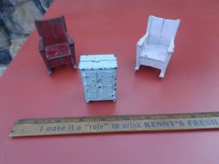 3 Kilgore Doll House Cast Iron Antique Toys 2 Rocking Chairs 1 Ice Box 3 - 4 - 1