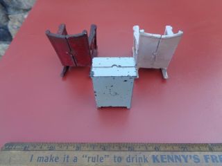 3 KILGORE Doll House Cast Iron Antique Toys 2 Rocking Chairs 1 Ice Box 3 - 4 - 1 3