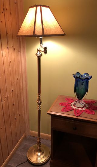 Vintage Brass Floor Lamp With Swivel Arm (shade Not) 4 1/2 Feet High