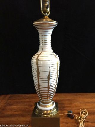 Vintage Hollywood Regency Gold Painted White Glass Brass Table Lamp Mid - Century