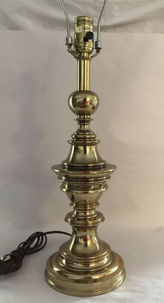 Vintage Mcm Stiffel Solid Brass Traditional Trophy Urn Table Lamp - 3 Way Switch