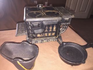 Vintage American Miniature Cast Iron Queen Stove Oven Pans & Coal Bucket Toy