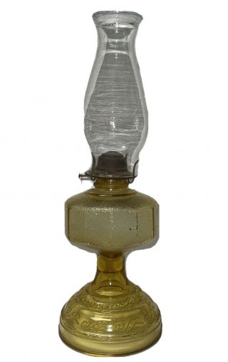 Vintage Hurricane P & A Risdon Mfg Yellow Glass Oil Lamp With Globe 18”