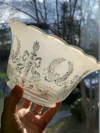Antique Victorian Frosted Etched Wreath Glass Oil Gas Lamp Shade Ruffled Edge